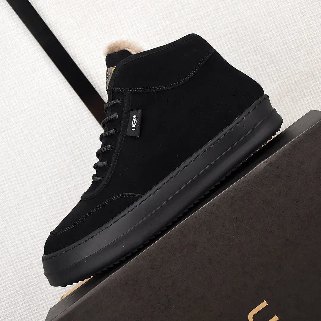 PP520👟👟👟【ugg】The upper is made of waterproof nubuck, real wool lining, and non-slip rubber sole. Warm and comfortable, a must-have in winter! Men's size 38-44 (custom-made size 45 is non-refundable).
